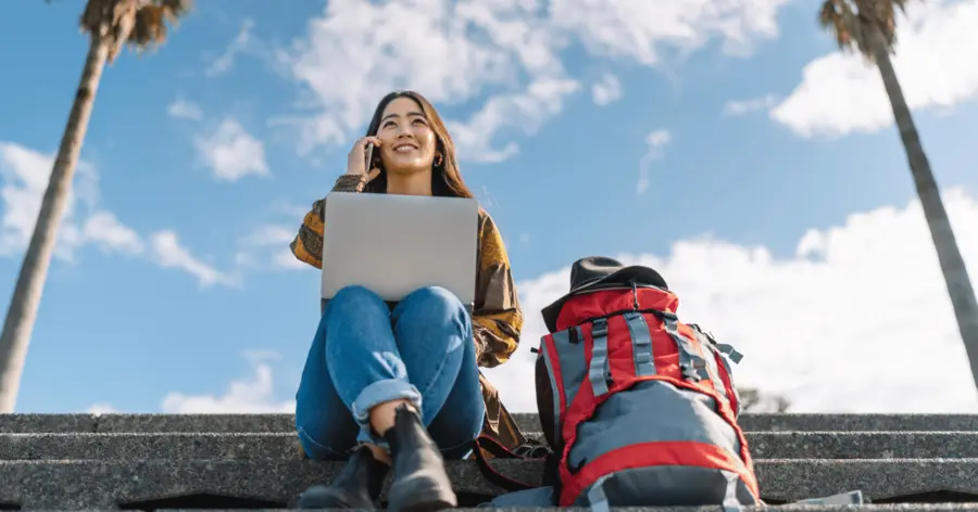 gen-z-travel-work.webp gen-z-travel-work.webp